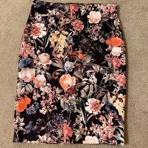 New York & Company Stretch Patterned Pencil Skirt, Large